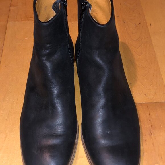 Coclico Boots - Picture 3 of 9